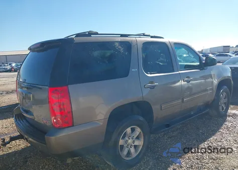 2013 GMC Yukon Slt z USA, uszkodzony, nr VIN 1GKS1CE00DR212788